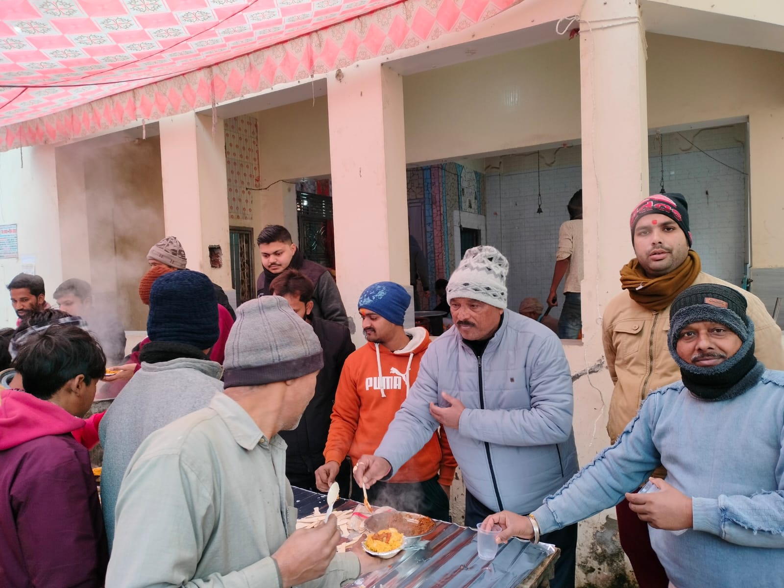 खिचड़ी भोज का बहाना लोकसभा की तैयारी को करना